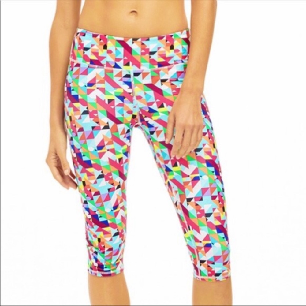 Fabletics Salar Geometric Powerhold Leggings Capri